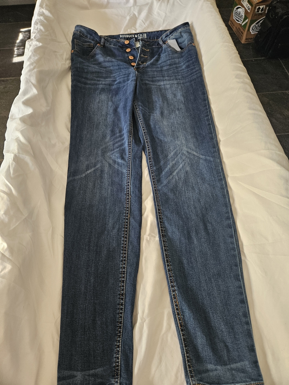 Roebuck & Co. Skinny R1833. Women's Skinny Jeans Blue Waist 16